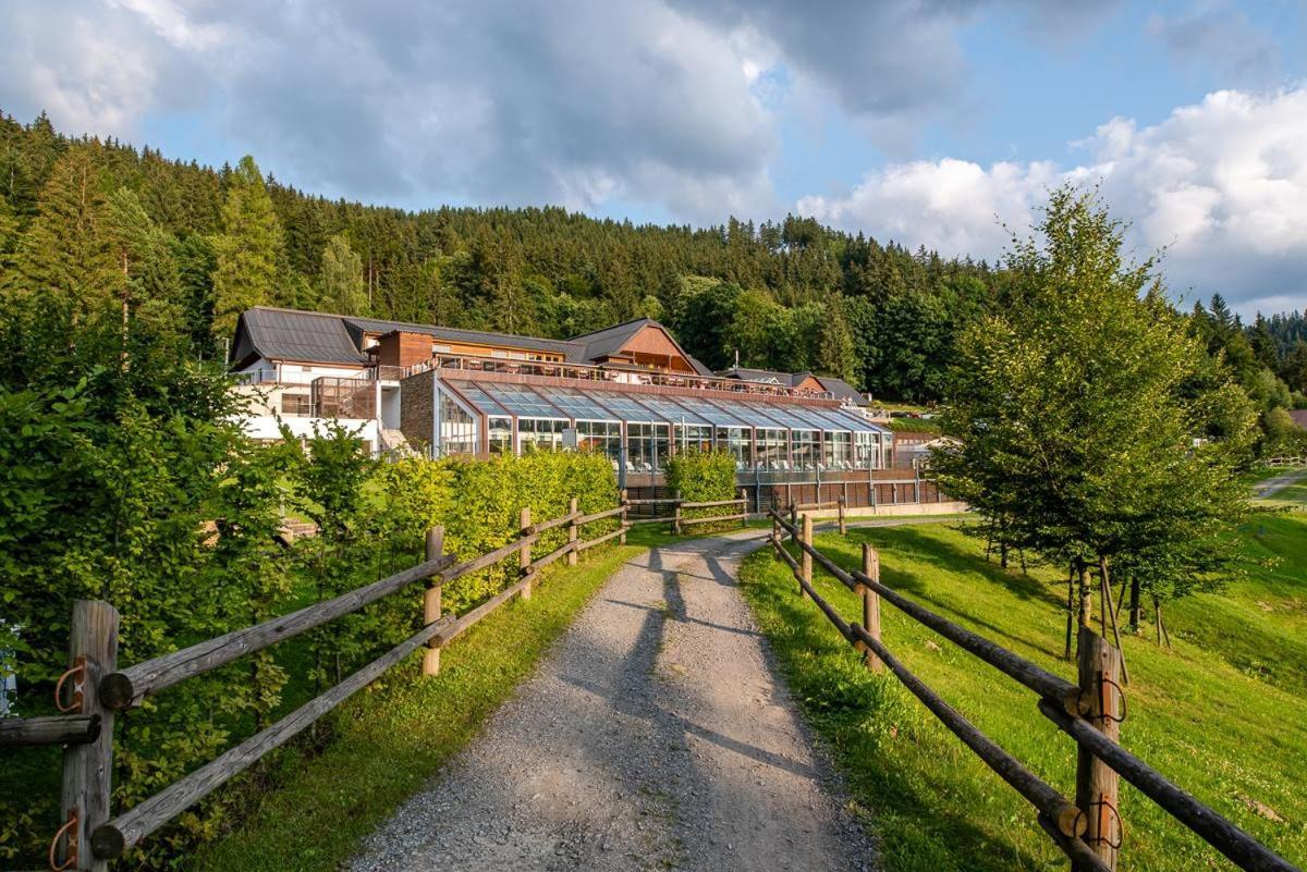 Wellness hotel Horal***+, Velké Karlovice Exterior foto